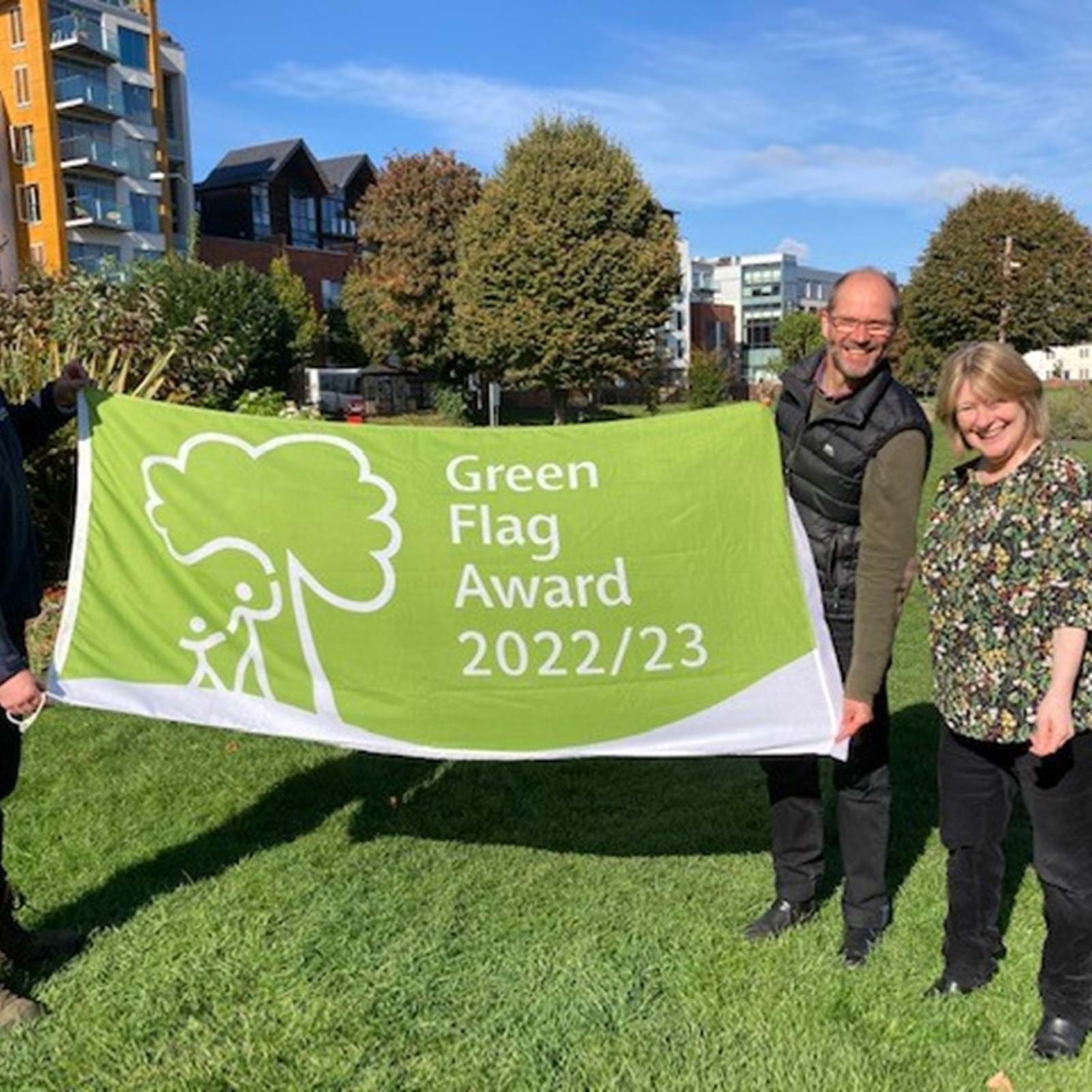 Green Flag Award For Victoria Park Pic