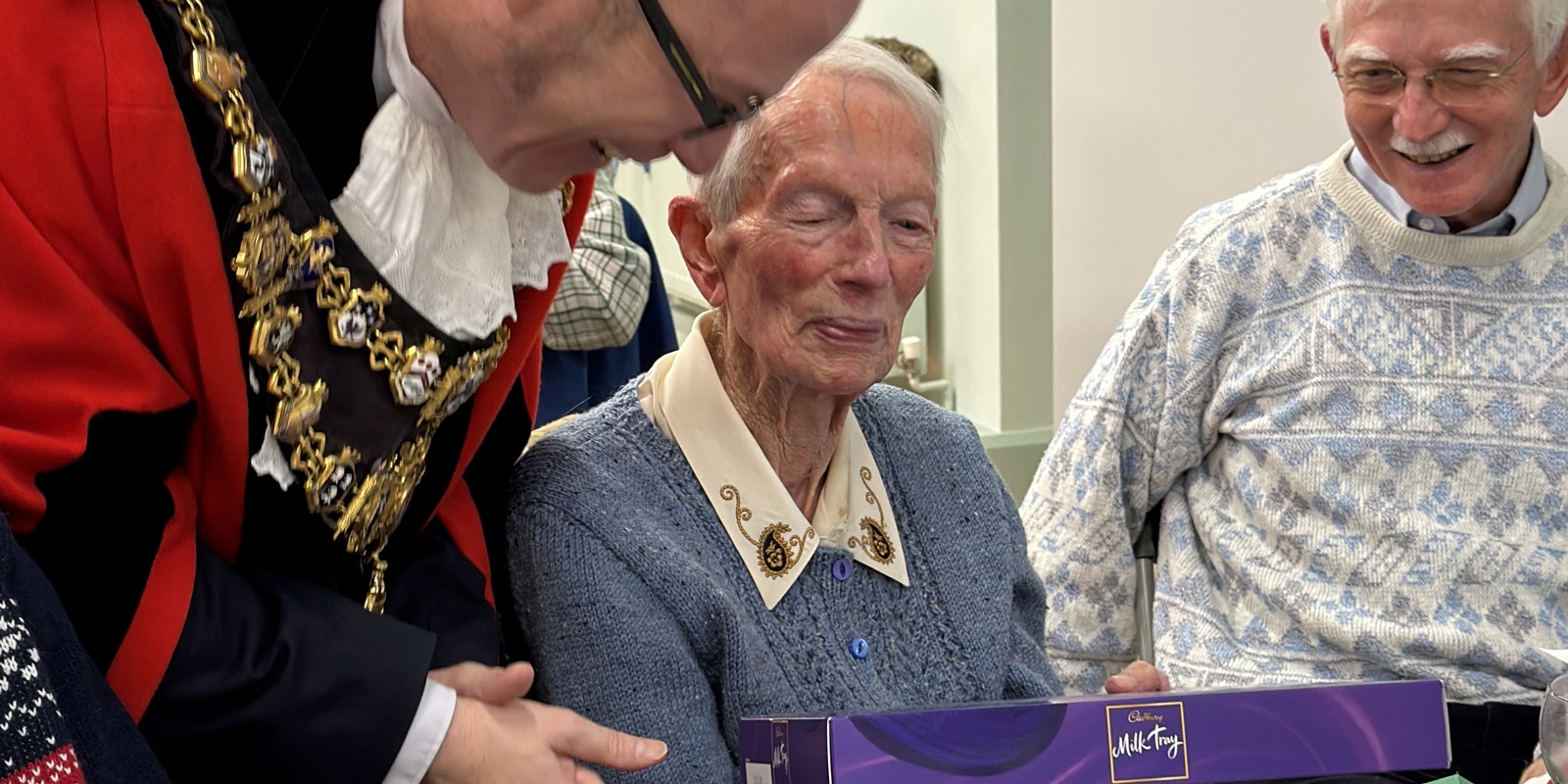 Mayor Of Newbury & Cllr Andy Moore With Residents